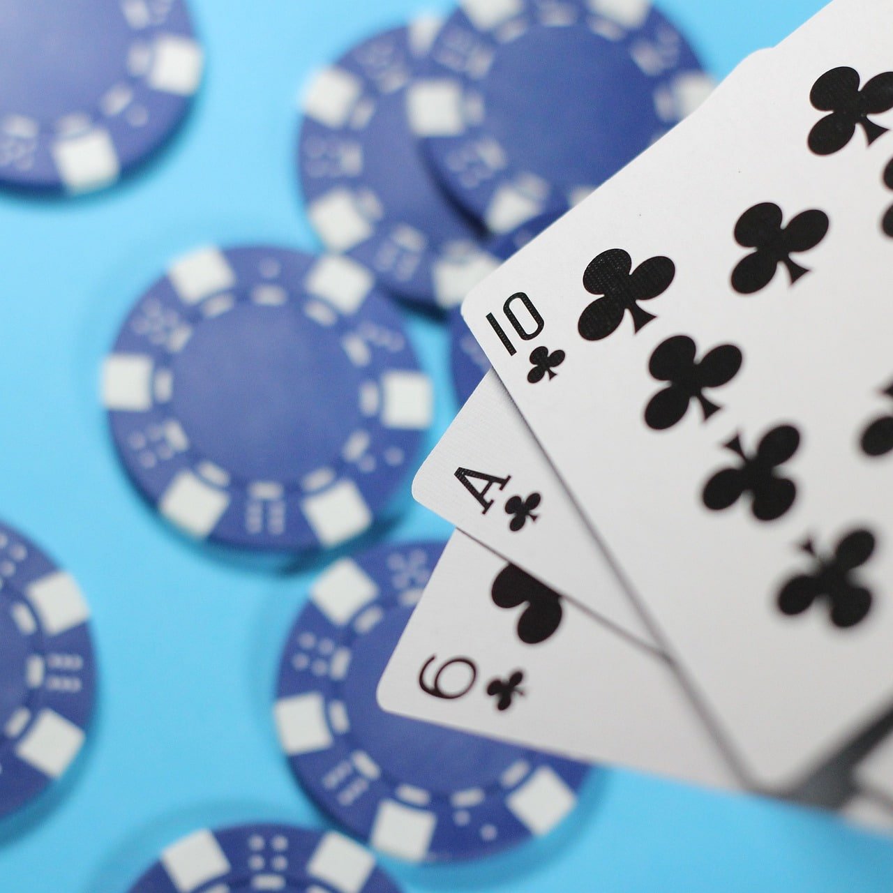 Tampilan multi-permainan dmod menampilkan slot, meja langsung, dan pasar olahraga